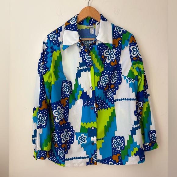 Vintage Floral Patterned Shirt - Picture 15 of 16